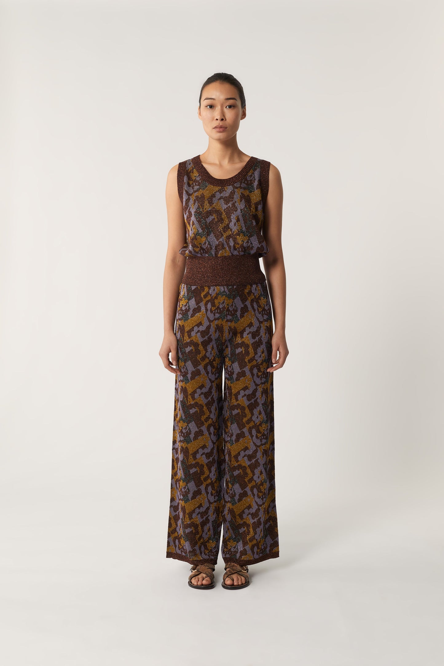 CAMISETA SIN MANGAS DE PUNTO PETON MORADO